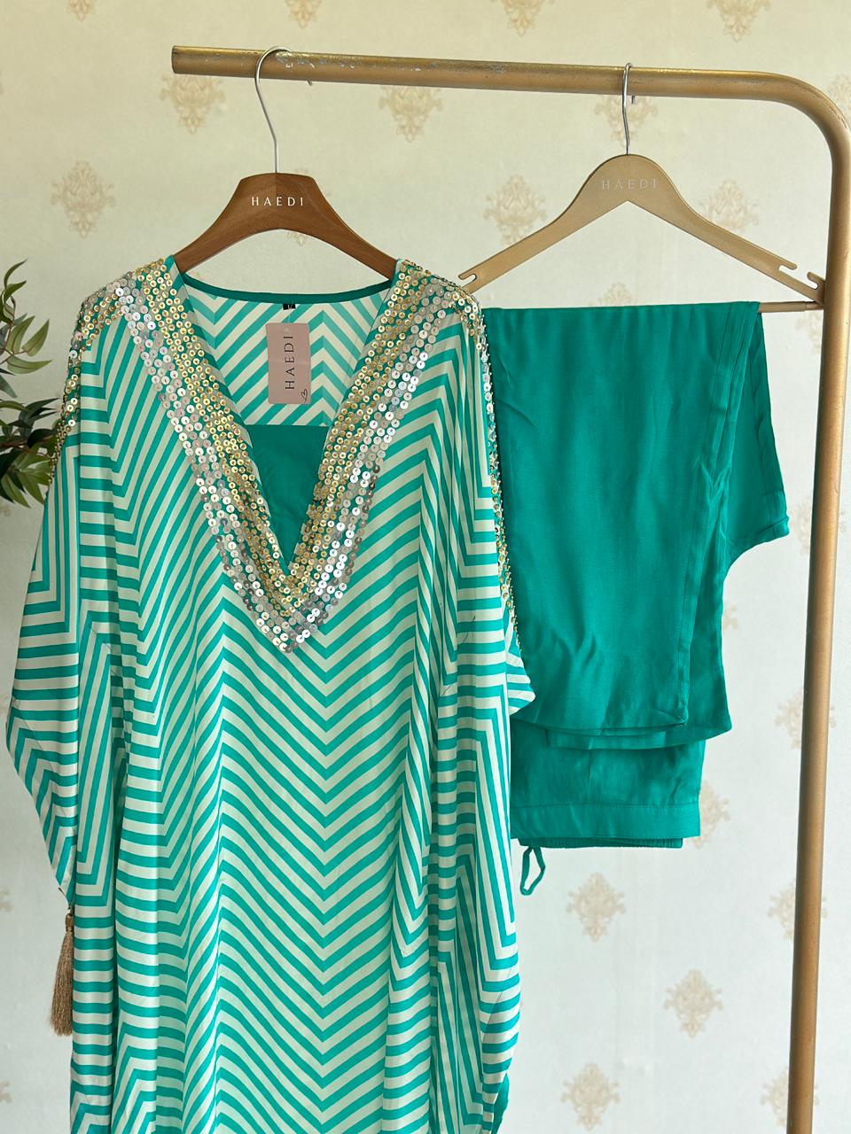 19408 Beautiful Crepe silk kaftan